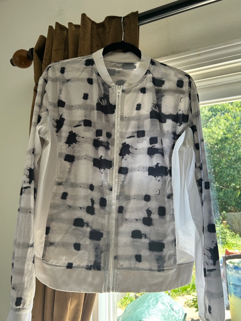 lululemon athletica White and Black Abstract Zip Jacket